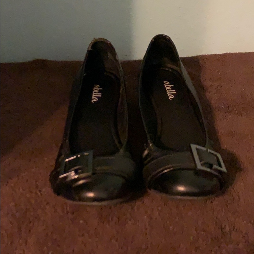 Abella flats